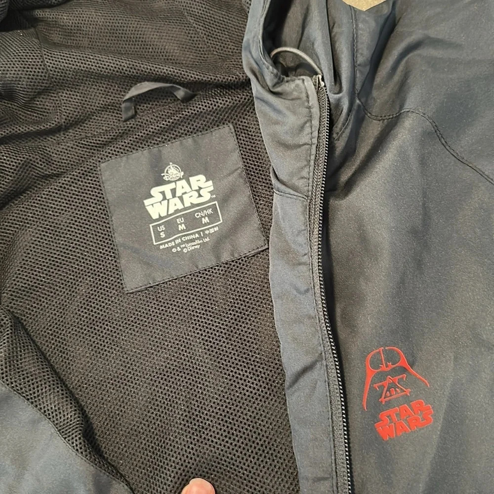 Star Wars Men’s Windbreaker